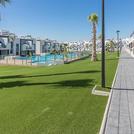 Calle Bullas Topfloor Lejlighed Torrevieja Bagian luar foto