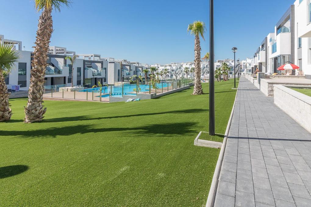 Calle Bullas Topfloor Lejlighed Torrevieja Bagian luar foto