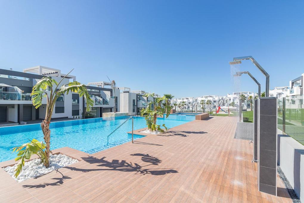 Calle Bullas Topfloor Lejlighed Torrevieja Bagian luar foto
