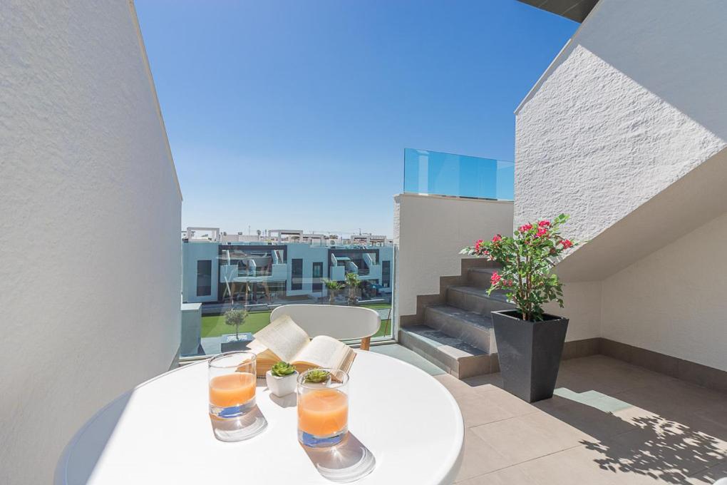 Calle Bullas Topfloor Lejlighed Torrevieja Bagian luar foto
